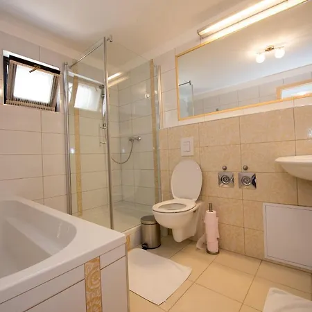 Center Executive Budapest
